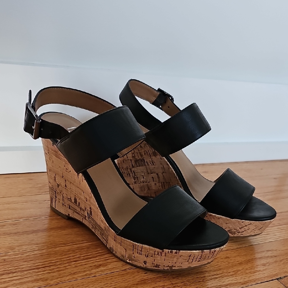 Franco Sarto Black and Tan Wedge Sandals